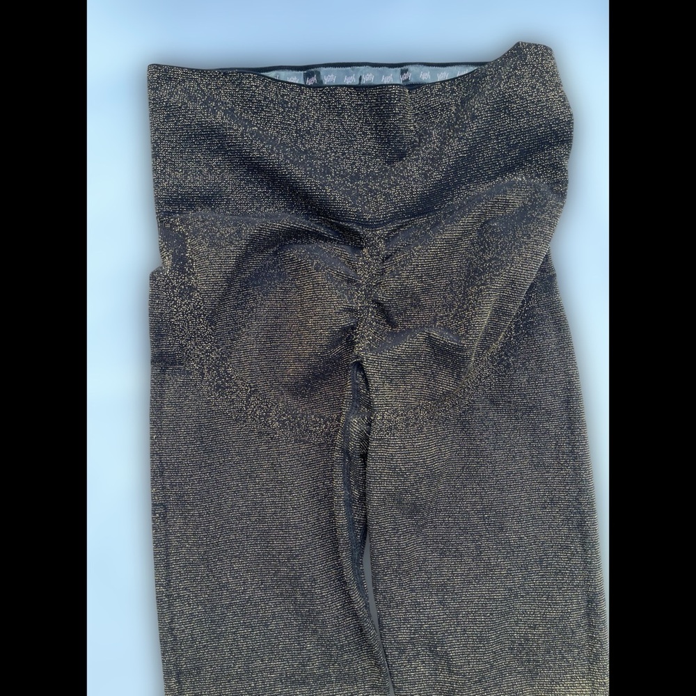 ✨ HP ✨ Nearly Naked ✨  Luxe Shaping Booty Lift Legging ✨ - Picture 9 of 10